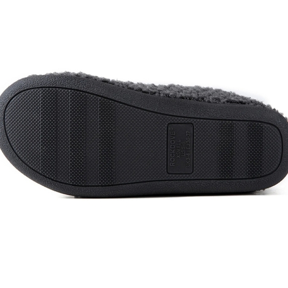 New! Cozy slippers house shoes dark gray indoor outdoor comfortable machine wash - Picture 4 of 6